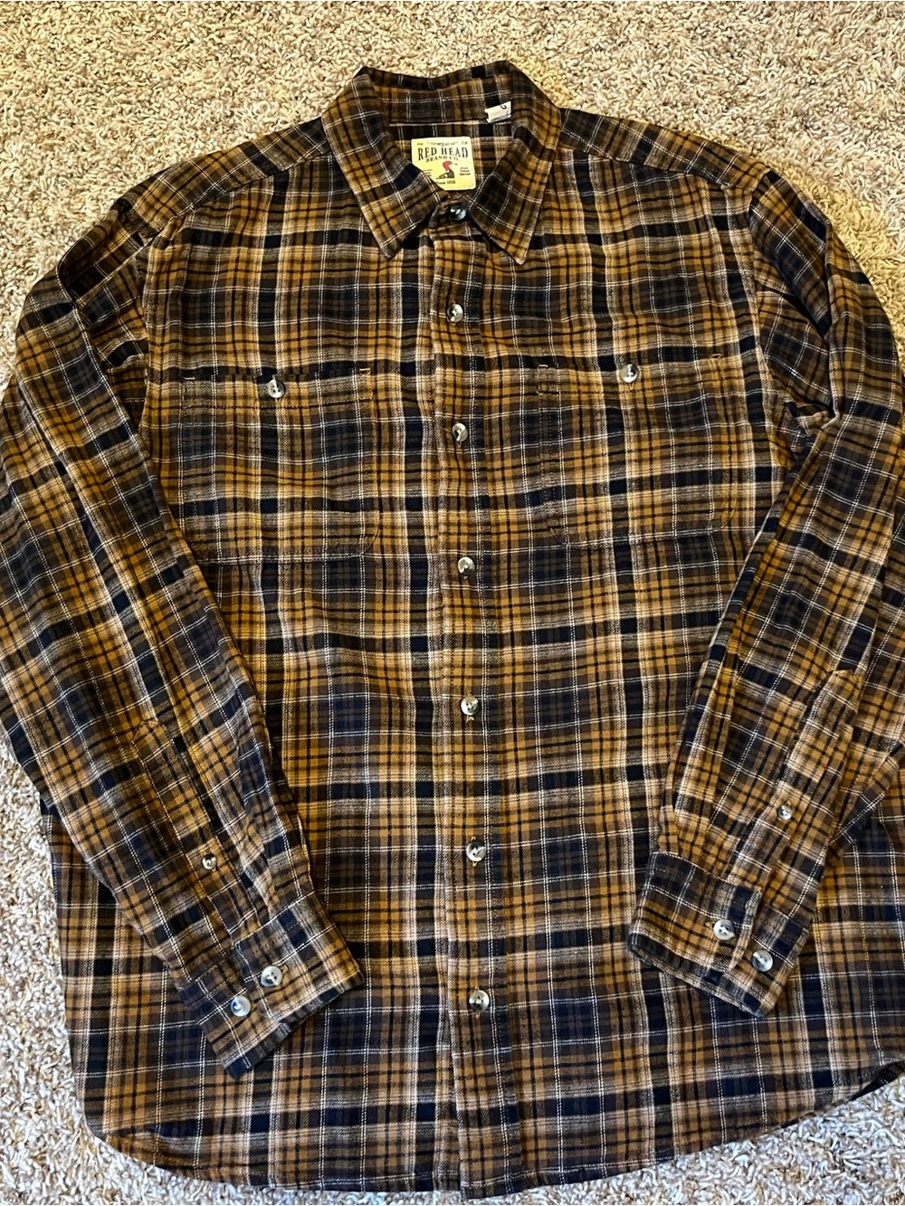 RedHead Men's Black and Brown Plaid Button-Down Shirt